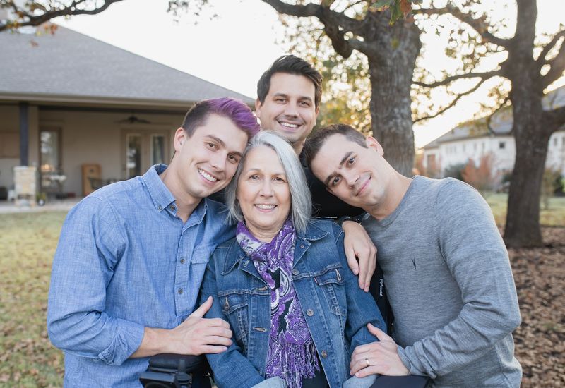 Moms are a Positive Social Contagion!